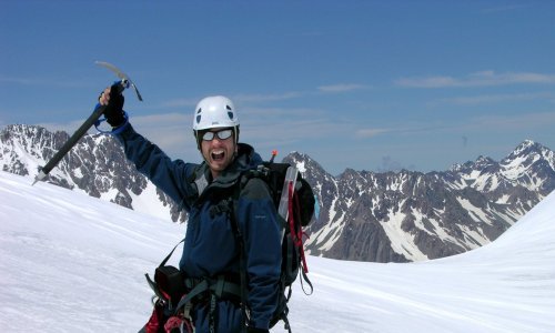 Što je teže – čekati u redu za kino ili popeti se na Everest? Gotovo da i nema razlike!