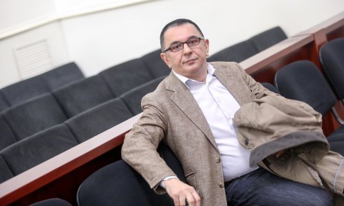 Čerhak: Konobari su mi rekli da Sanader i Hernadi skidaju baterije s mobitela