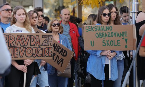 Prosvjedi diljem zemlje zbog slučaja silovanja djevojčice u Zadru. 'Institucije su zakazale, mi kao društvo smo zakazali!'