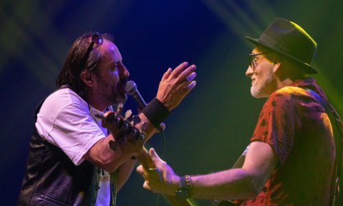 [FOTO] Zabranjeno pušenje koncertom u prepunom Domu sportova proslavilo 35 godina karijere