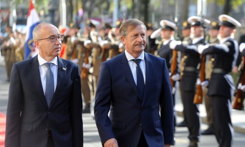 Erjavec u Zagrebu nije htio komentirati ulazak Hrvatske u Schengen: Pitanje nije u nadležnosti ministra obrane