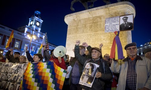 Premješteni Francovi ostaci, Sanchez najavio identifikaciju tisuća kostiju iz Španjolskog građanskog rata