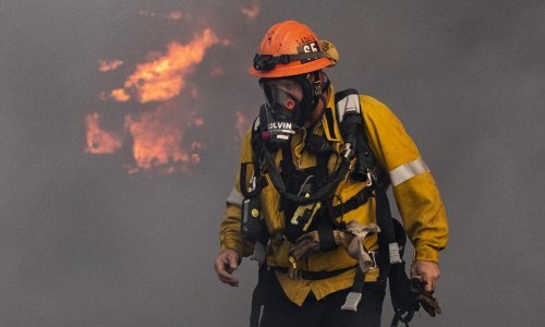 Buknuo požar u Kaliforniji, evakuira se stanovništvo - bez struje ostalo 200.000 domova i tvrtki