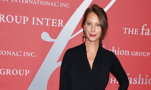 Legendarna manekenka i danas plijeni poglede ljepotom i fantastičnim modnim stilom