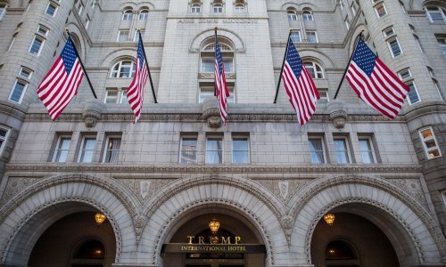 Obitelj Trump razmatra prodaju hotela u Washingtonu, navodno za njega traže 500 milijuna dolara