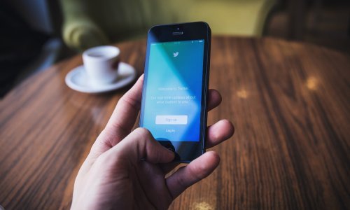 Pazite što na Twitteru čitate o koronavirusu, milijuni objava sadrže lažne informacije