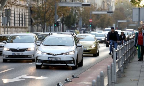 Od 1. studenoga obvezna vožnja s upaljenim svjetlima, kažnjavat će se i biciklisti
