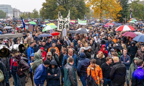 Prosvjed građevinskih radnika zakrčio nizozemske autoceste