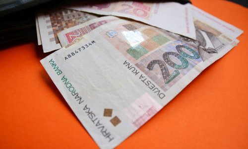 Prosječna plaća za rujan 6.418 kuna, za 20 kuna niža nego u kolovozu