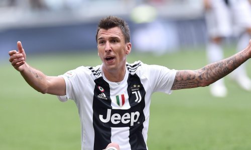 Mario Mandžukić je tražena 'roba'; izgledalo je kako će završiti u Manchesteru, ali se u igru vratio jedan drugi europski velikan