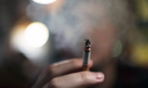 Prvo otjerali pušača iz vlade, a potom cigarete iz kafića: U Austriji stroga zabrana pušenja, kazne do 1000 eura