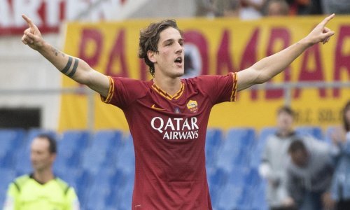 Roma u derbiju kola pobijedila Napoli i ulovila priključak s Juventusom i Interom