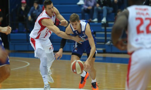 Cibona bila ravnopravna tek prvih deset minuta, a onda je Zvezda 'razbila' tricama