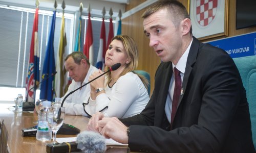 [VIDEO] Ivan Penava: Trenutak je da 18. 11. postane državni blagdan jer i brojke posjetitelja pokazuju da je to što narod prepoznaje