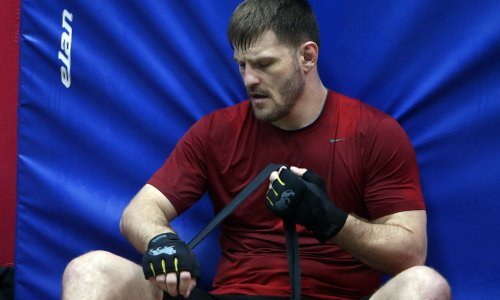 Najopakiji čovjek na svijetu opet se dotakao Hrvatske, svojih tetovaža te dobio pozivnice iz naše zemlje