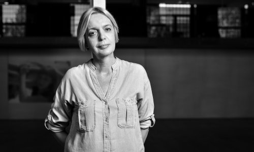 Marina Vujčić predstavila novi roman 'Pedeset cigareta za Elenu'