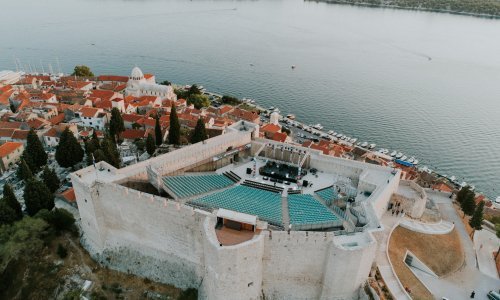 Remek-djelo digitalne tehnologije - povijest ispričana u 3D mappingu na Tvrđavi sv. Mihovila