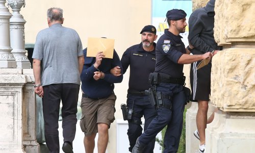 Sedmorica napadača na Srbe u kafiću u Uzdolju vraćaju se u istražni zatvor