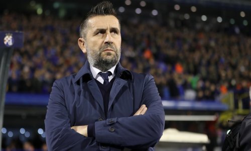 Trener Dinama Bjelica potpuno izgubio živce nakon drame i sudačkih odluka: VAR je sr****! To je cirkus!