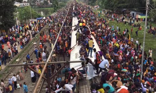 Smeta vas gužva u javnom prijevozu? Uvijek može biti gore!