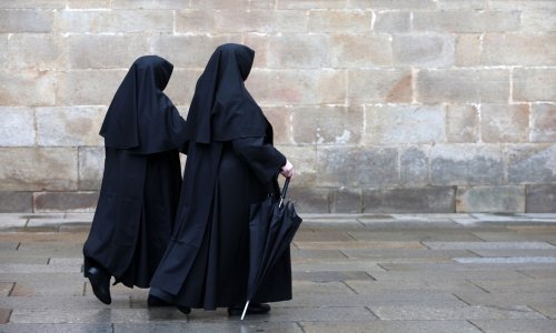 Dvije časne sestre zatrudnjele tijekom misionarstva u Africi