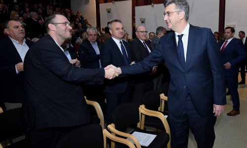 Objavljene poruke govora mržnje koje su na noge digle HDZ: 'metak u čelo', 'bojkot ljevičarske protunarodne masonske politike'