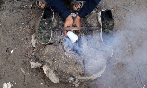 [FOTO] Europa ga želi zatvoriti, no u kamp na granici s Hrvatskom svakodnevno dolaze stotine migranata