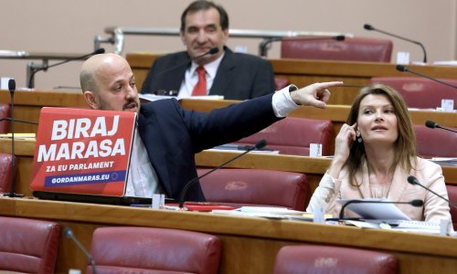 SDP kažnjen zbog Marasove 'laptop promidžbe' u Saboru, on najavljuje bitku do Ustavnog suda