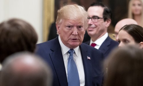 Dvoje ključnih svjedoka nazvali razgovor Trumpa i Zelenskija 'neprimjerenim'