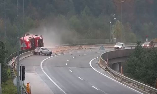 Užas kod Ljubljane: Snimljen pad cisterne s vijadukta u 20-metarski ponor