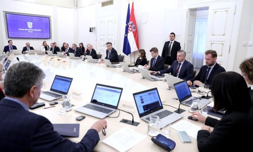 Novo odlikovanje - Velered Predsjednika Republike Franje Tuđmana