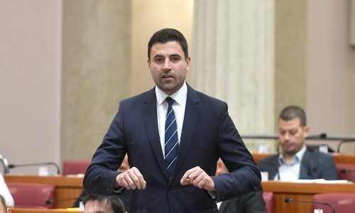 SDP će tražiti da se istraži postupanje policije i popisivanje učitelja koji su išli na prosvjed