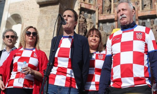 Bolna tema o kojoj sindikalisti zasad šute: Znate li koliko će učitelje koštati jedan dan štrajka?