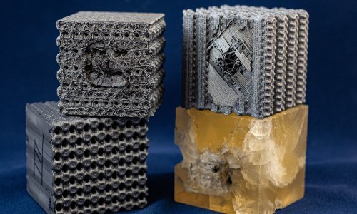 Znanstvenici isprintali neuništive plastične kocke, neprobojne poput blindiranog čelika