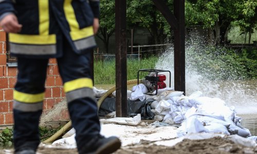Pod vodom dijelovi Zagreba; u Lici proglašene izvanredne mjere obrane od poplava