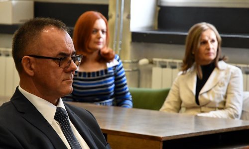 Suđenje Tomaševiću za obiteljsko nasilje; sudac odlučio isključiti javnost iz čitanja SMS poruka