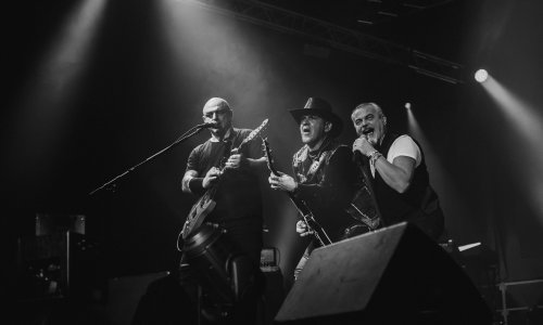 Proslavom svoje 27. godišnjice i promocije novoga albuma Opća Opasnost održala trosatni spektakl