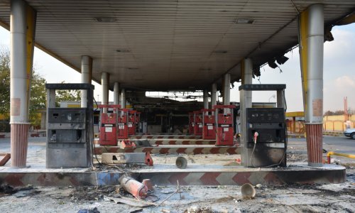 Iranski pobunjenici ubili trojicu policajaca blizu Teherana