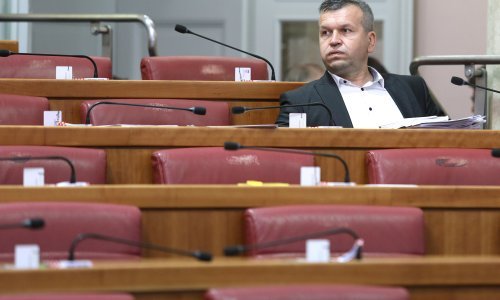 Podignuta optužnica protiv trojice koji su premlatili HDZ-ovca u Varaždinu