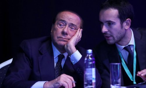 Berlusconi završio u bolnici nakon pada na kongresu EPP-a u Zagrebu