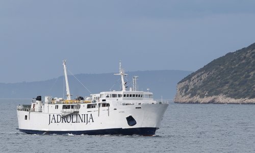 'Lastovo' moćno zatrubilo u sjećanje na malog nebeskog mornara