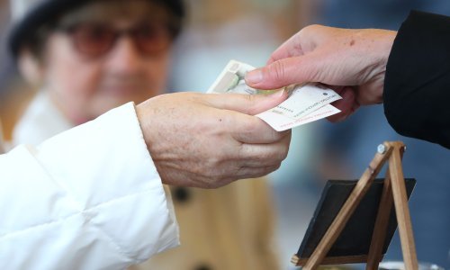 Prosječna plaća u Zagrebu rasla je u rujnu, znamo i djelatnosti u kojima je premašila 10.000 kuna