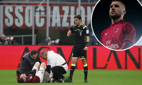 Hrvatski reprezentativac zbog ozljede je morao napustiti teren, a u klubu o svemu za sada šute