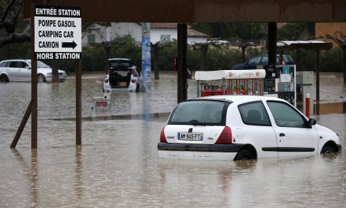 Najmanje četvero mrtvih u poplavama u Francuskoj