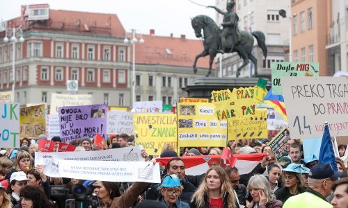 Sindikati nastavljaju pregovore s Vladom u 16,30 sati