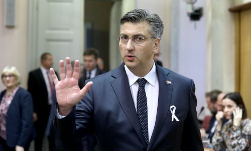 Plenković otkrio zašto ne želi podići koeficijente prosvjetarima: Moramo se izvući iz iracionalnog u racionalno