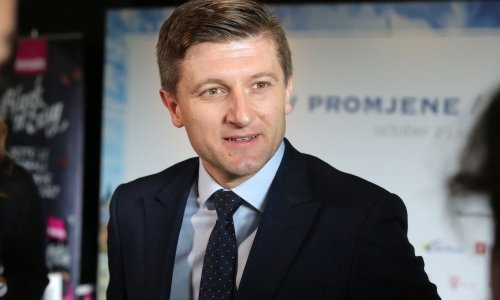 Marić gotovo pola sata pojašnjavao izjavu kojom je razbjesnio sindikate: Nije ucjena, samo činjenice