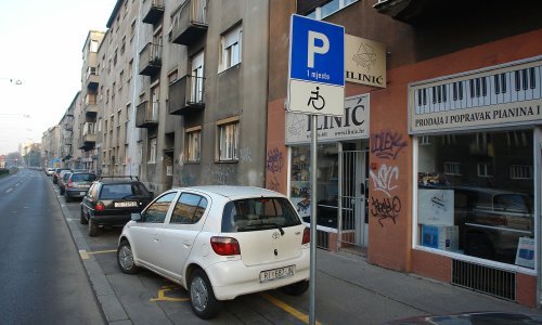 Karlovačka policija u akciji; stižu kazne za one koji se parkiraju na mjesta za osobe s invaliditetom