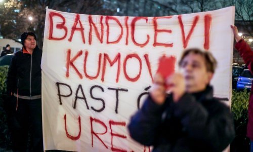 Prosvjed ispred Gradske uprave: Zagreb je europska prijestolnica smeća!