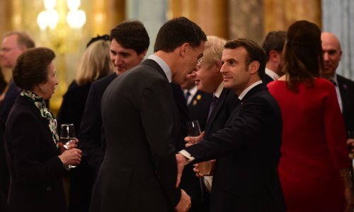 [VIDEO] Skandal u Londonu: Macron, Johnson i Trudeau ogovarali Trumpa, ovaj pobjesnio i napustio samit NATO-a!